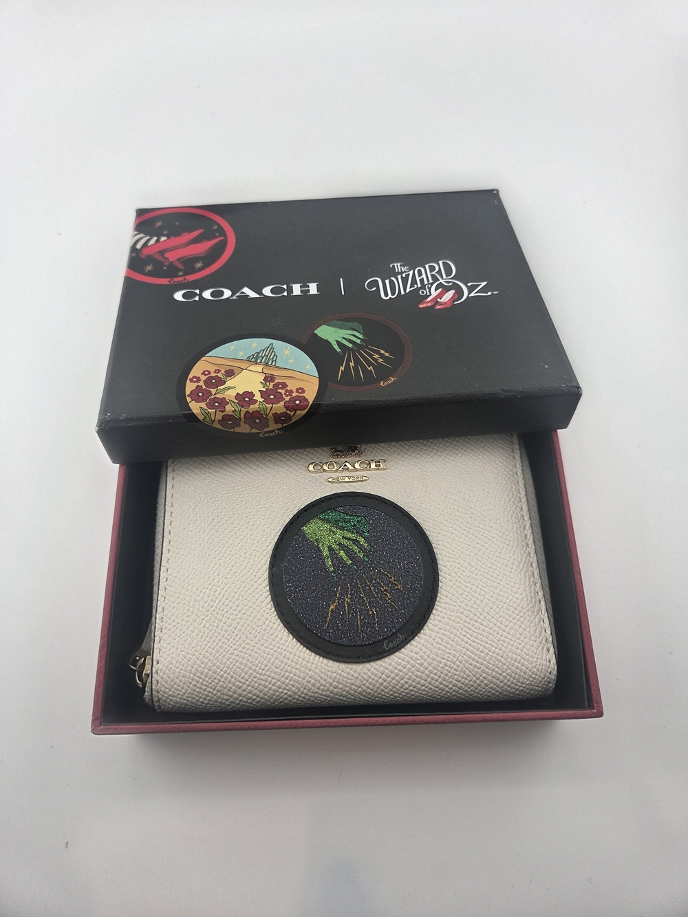 Coach X Wizard Of Oz Limited Edition Emerald City Wallet, Like New, In Box